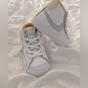 Brand new toddler girl Nike's still in the box!